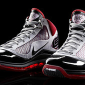 Nike Air Max LeBron VII